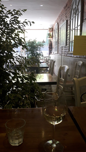 Photo of Lime & Thyme - 56 Coombe Ln, Raynes Park, London SW20 0LA